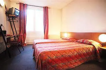 Ibis Styles Centre Gare Szálloda 3*